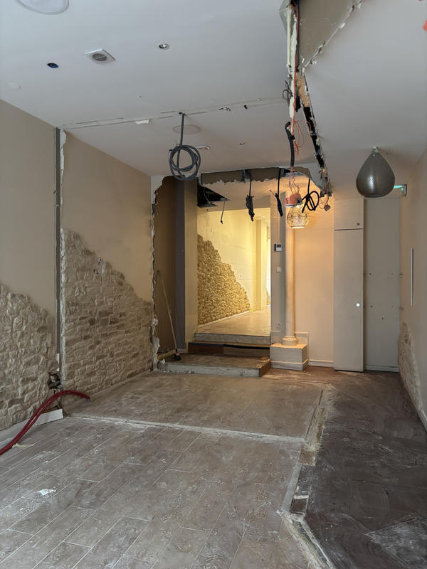 Local commercial - 81 m²