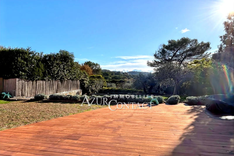 Maison - 205 m² - 4 pièces