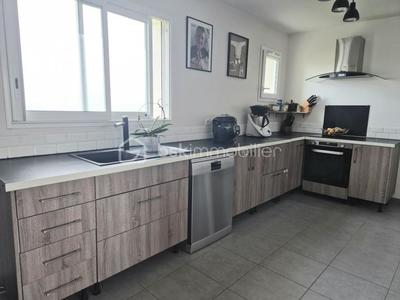 Demeure - 86 m² - 4 pièces