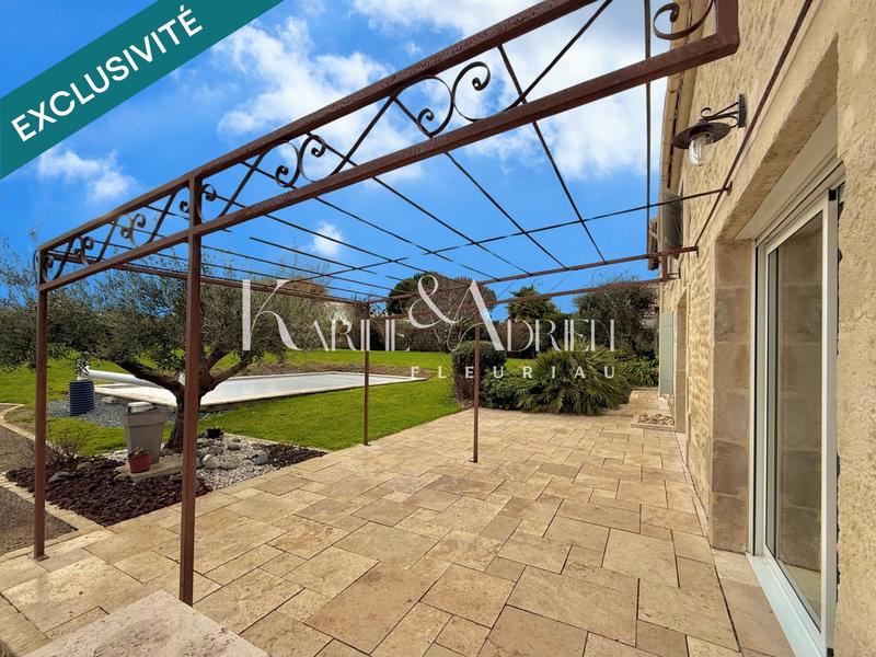 Maison - 210 m² - 6 pièces