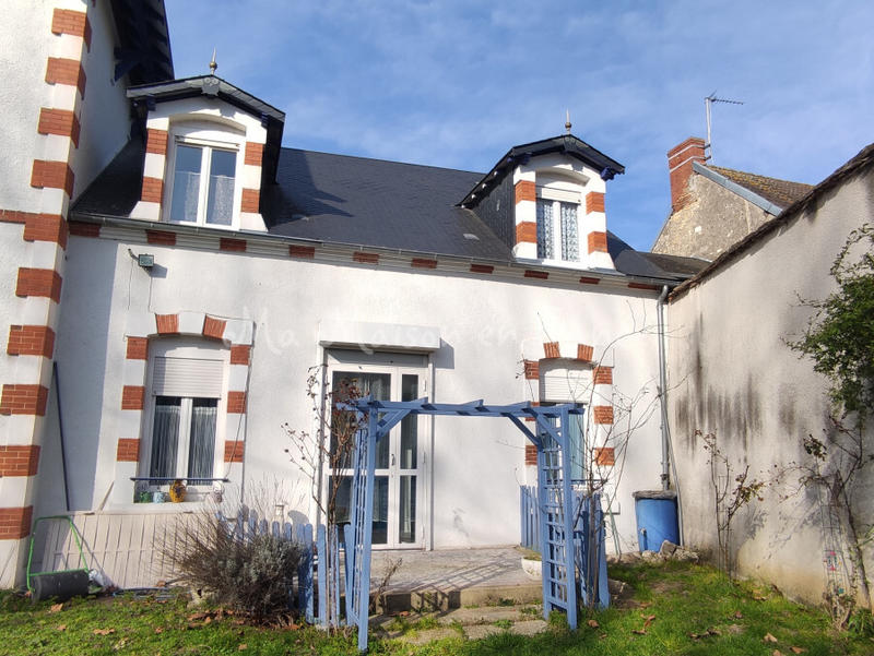 Maison - 264 m² - 12 pièces