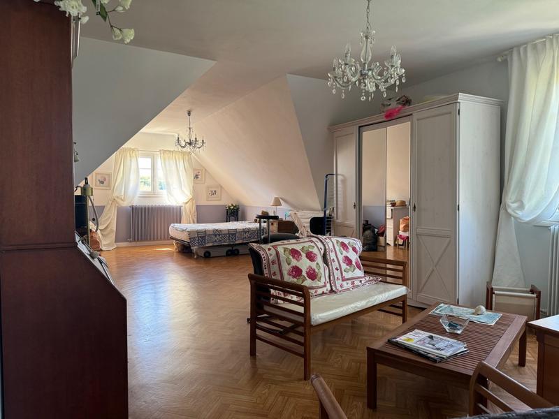 Maison - 175 m² - 6 pièces