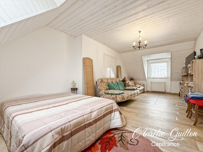 Maison - 152 m² - 7 pièces