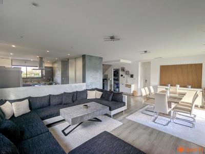 Maison - 168 m² - 6 pièces