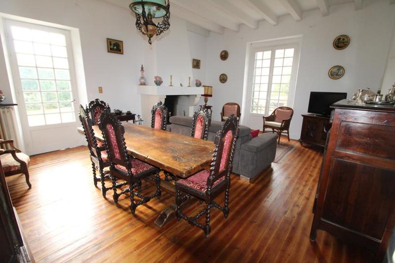 Villa - 197 m² - 5 pièces