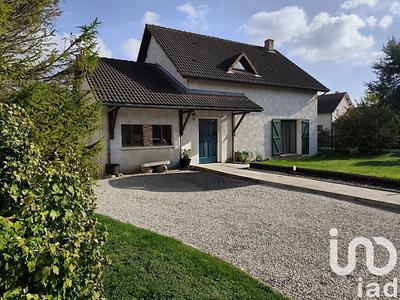 Maison - 135 m² - 6 pièces