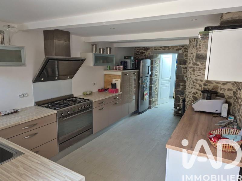 Maison de village - 152 m² - 7 pièces