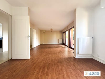 Appartement - 97 m² - 3 pièces
