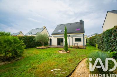 Maison - 98 m² - 5 pièces