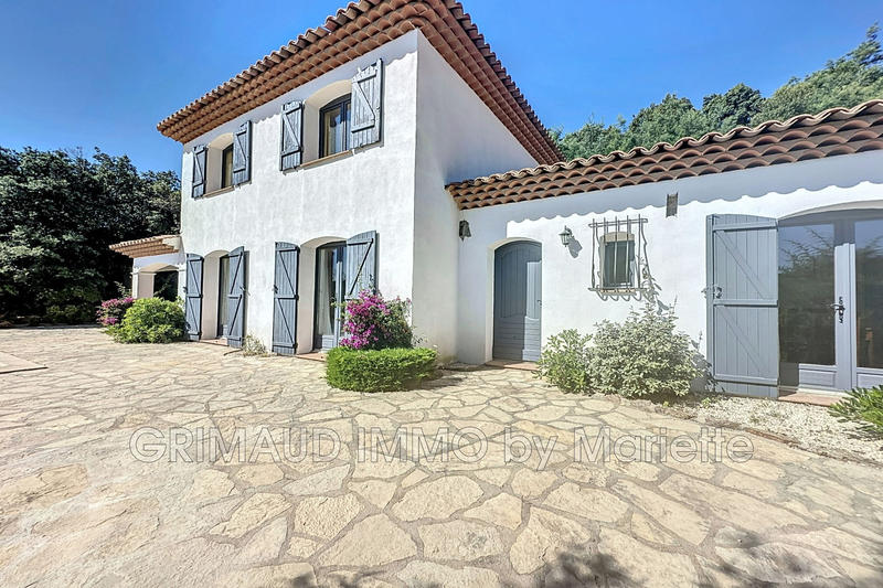 Villa - 151 m² - 6 pièces