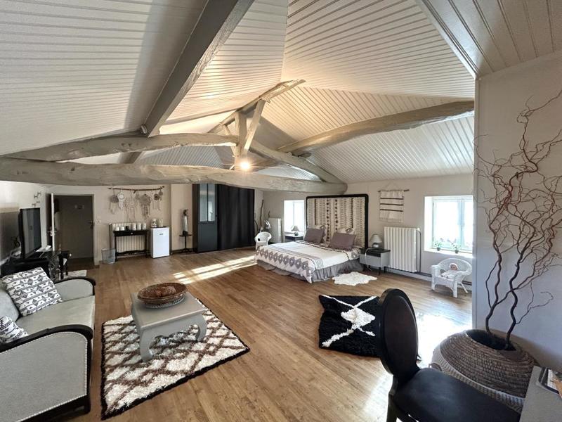 Longère - 165 m² - 8 pièces