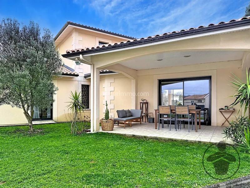 Maison - 170 m² - 6 pièces