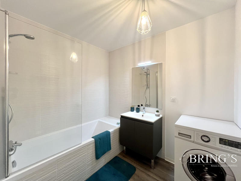 Appartement - 60 m² - 3 pièces