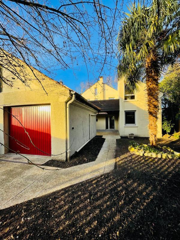 Maison - 136 m² - 5 pièces