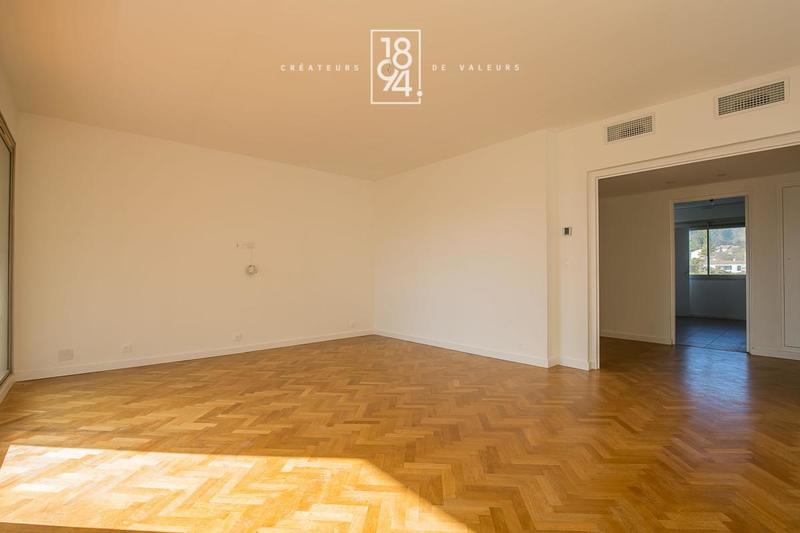 Appartement - 86 m² - 3 pièces