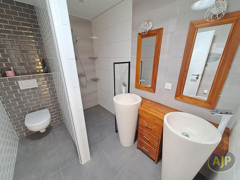 Maison - 105 m² - 4 pièces