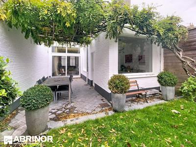 Maison bourgeoise - 210 m² - 8 pièces