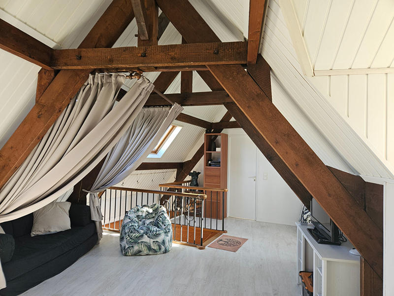 Maison - 200 m² - 7 pièces