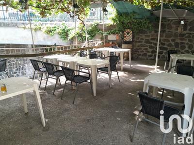 Maison - 208 m² - 7 pièces