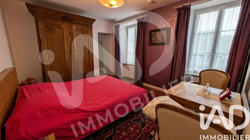 Maison - 345 m² - 11 pièces