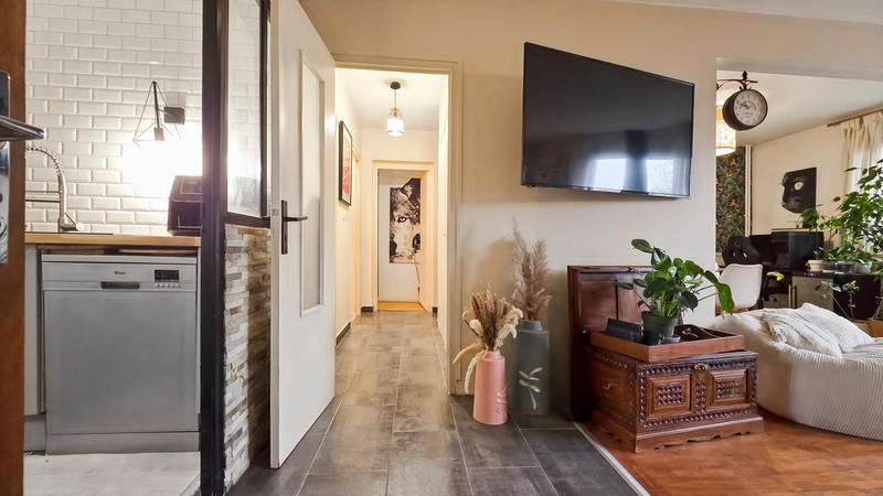 Appartement - 84 m² - 5 pièces