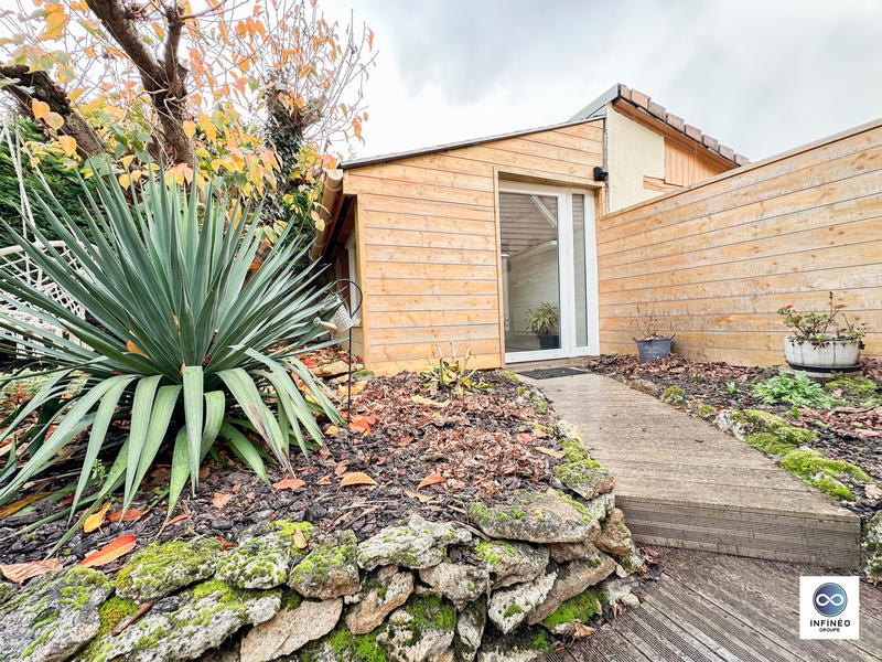 Maison - 147 m² - 7 pièces