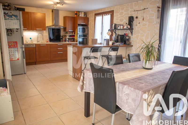 Maison - 91 m² - 5 pièces