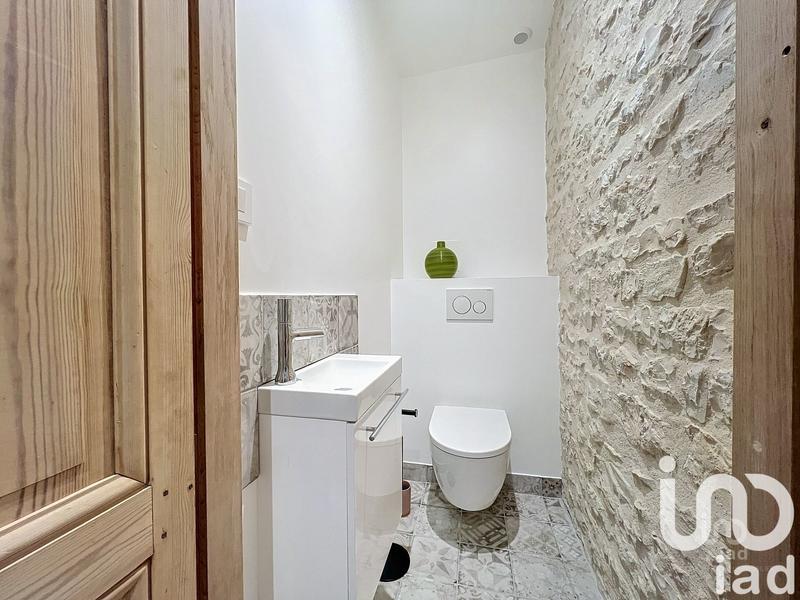 Maison de village - 238 m² - 10 pièces