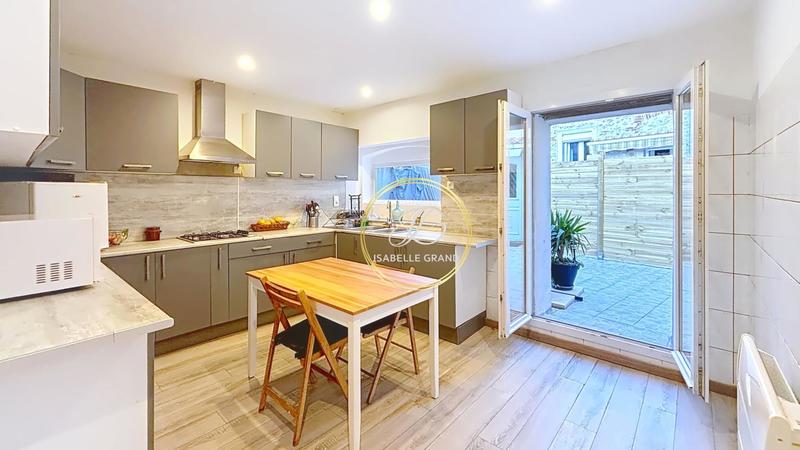 Appartement - 60 m² - 2 pièces