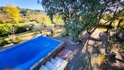 Maison - 145 m² - 5 pièces