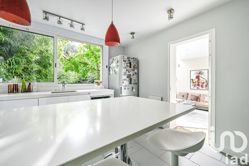 Maison - 186 m² - 7 pièces