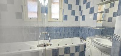 Appartement - 70 m² - 4 pièces