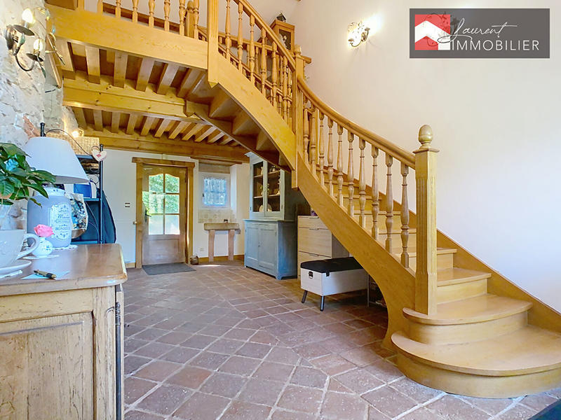 Maison - 291 m² - 8 pièces