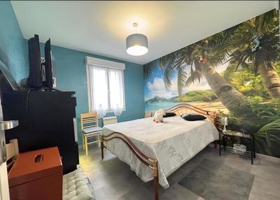 Maison - 94 m² - 5 pièces