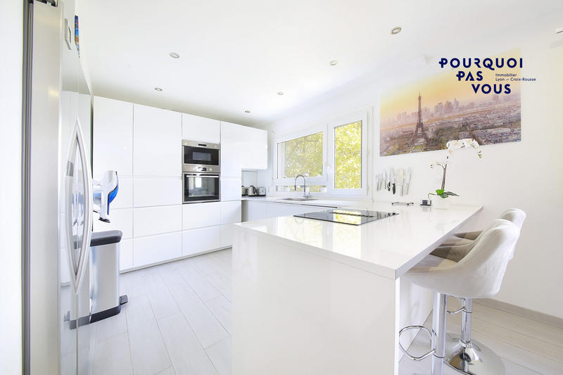 Appartement - 80 m² - 3 pièces