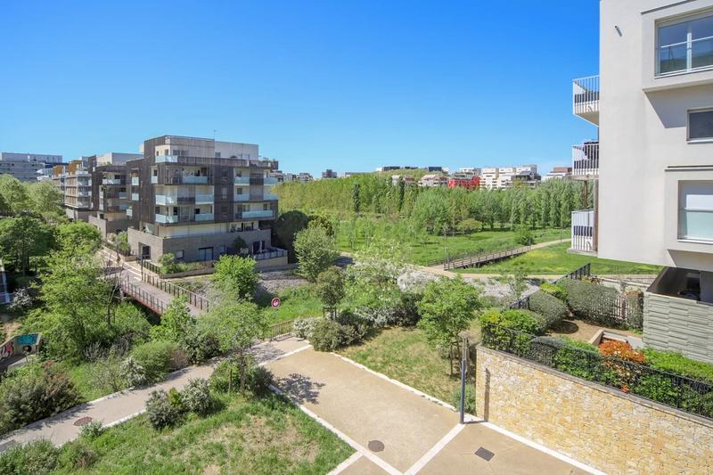 Appartement - 80 m² - 4 pièces