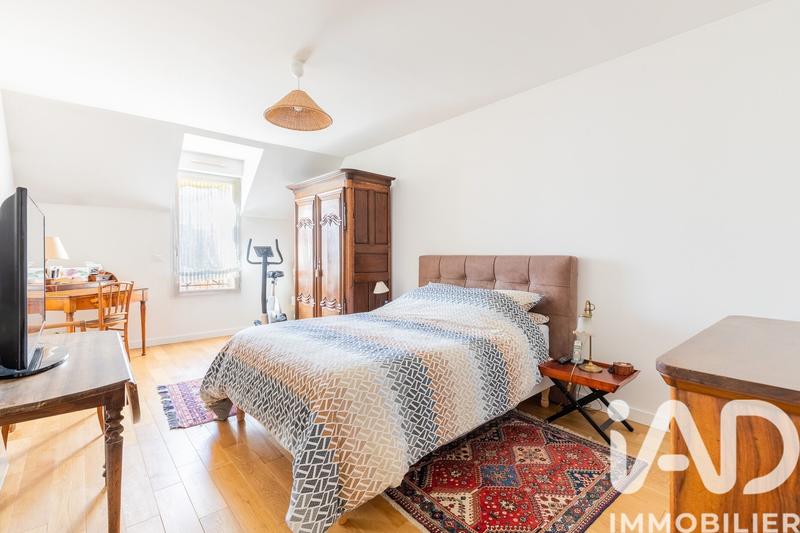 Maison - 175 m² - 7 pièces