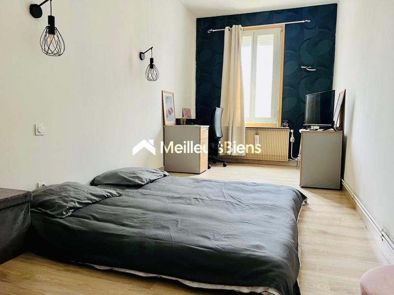 Maison de ville - 80 m² - 5 pièces