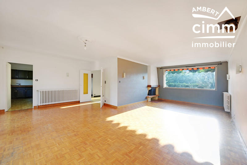 Maison - 143 m² - 6 pièces