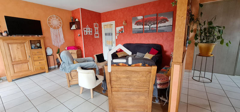 Maison - 225 m² - 8 pièces
