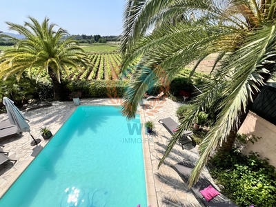 Maison - 233 m² - 10 pièces