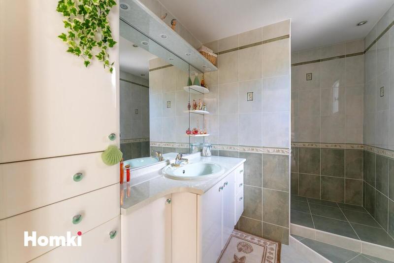 Maison - 128 m² - 5 pièces