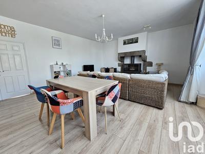 Maison - 240 m² - 11 pièces