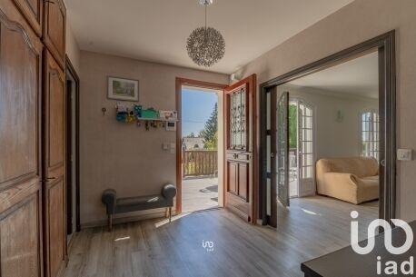 Maison - 185 m² - 8 pièces