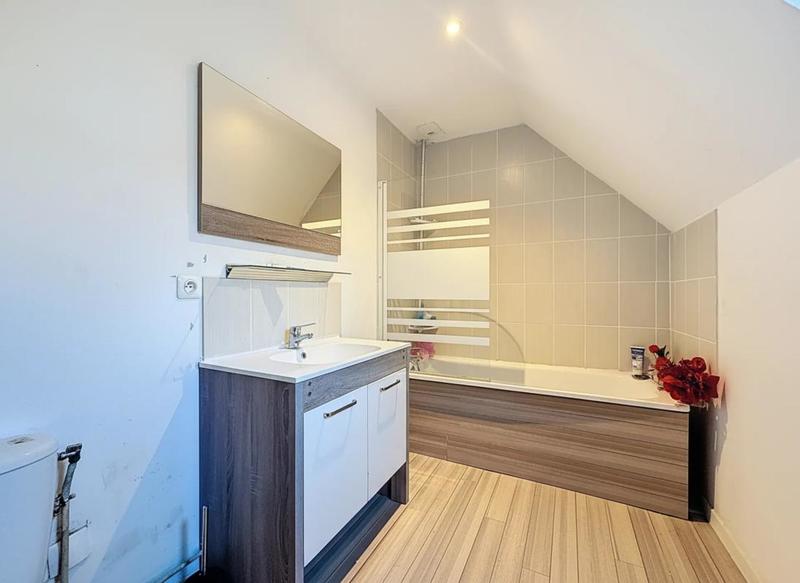 Maison - 120 m² - 6 pièces