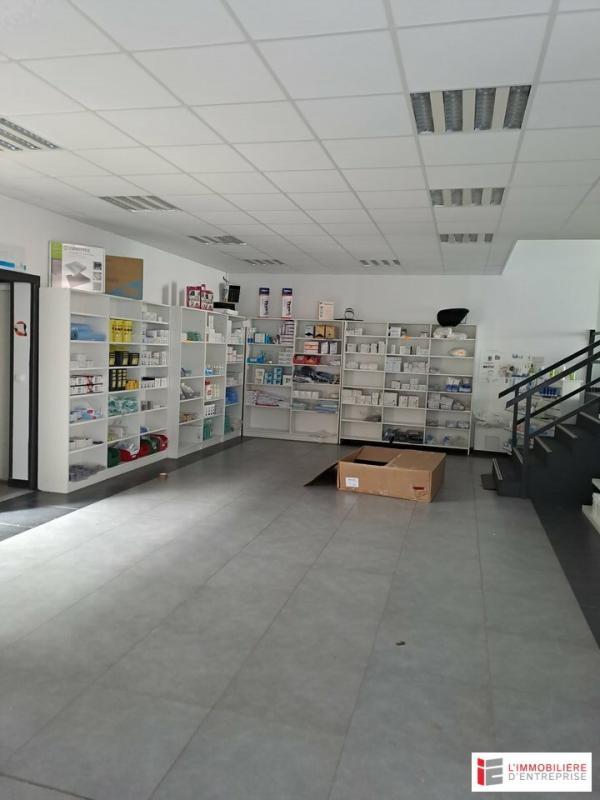 Local commercial - 413 m²