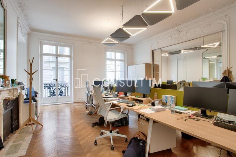 Bureau - 435 m²