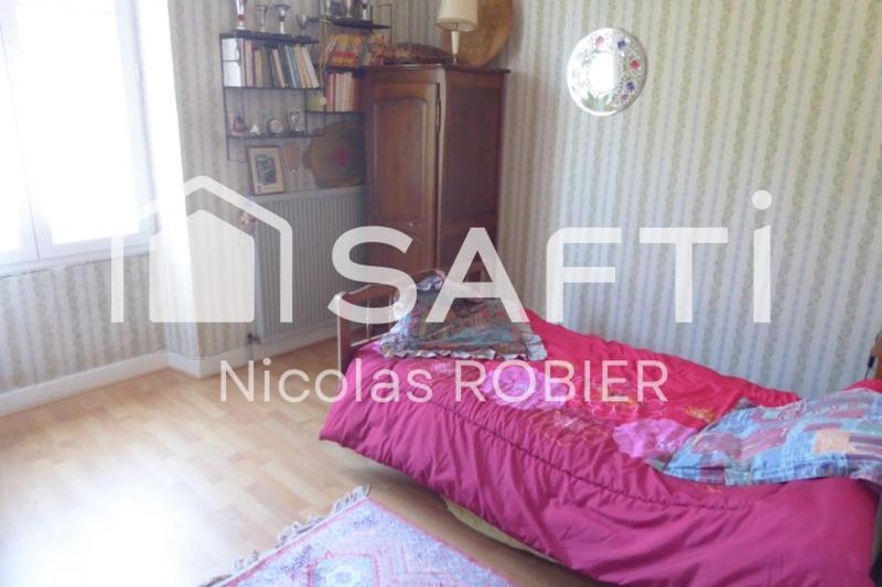 Maison - 210 m² - 8 pièces