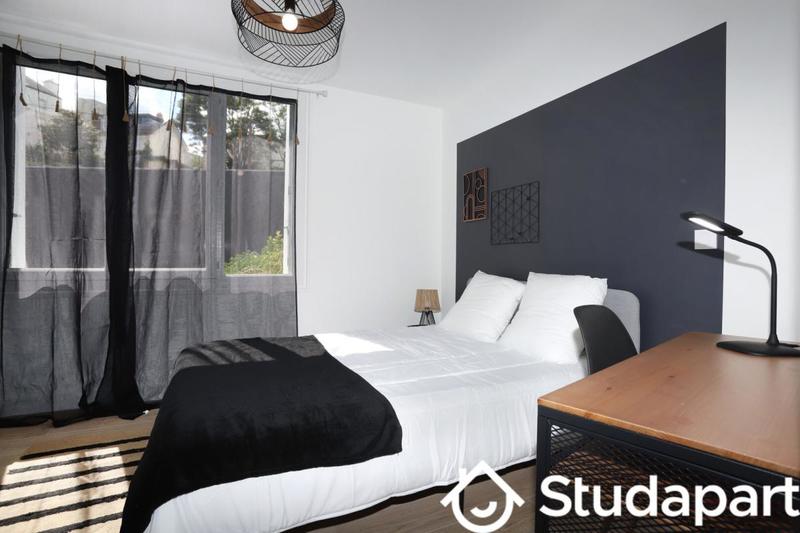 Chambre - 12 m² - 1 pièce