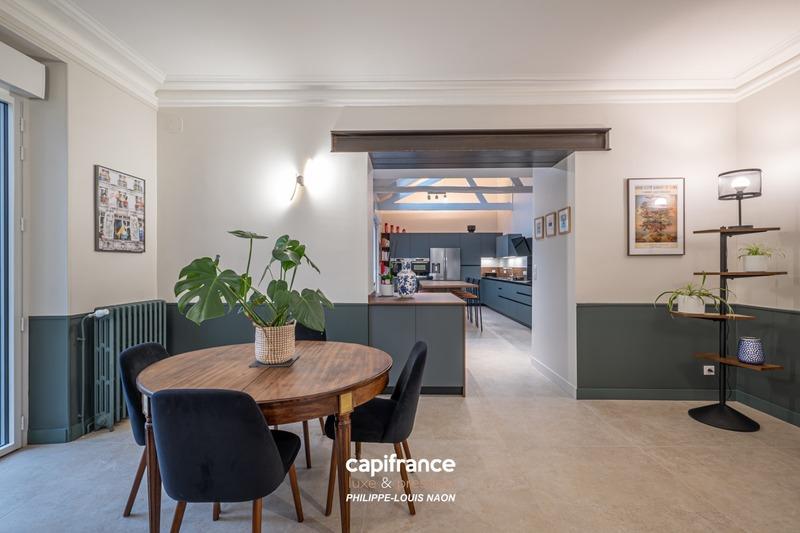 Maison bourgeoise - 235 m² - 9 pièces